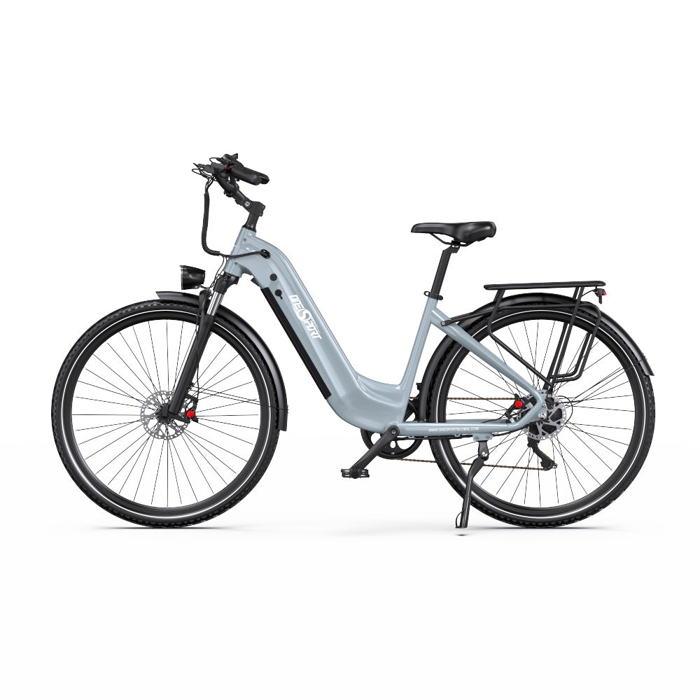 Elcykel OneSport OT05 Pro i silvergrå färg, visad från sidan med pakethållare och skärmar