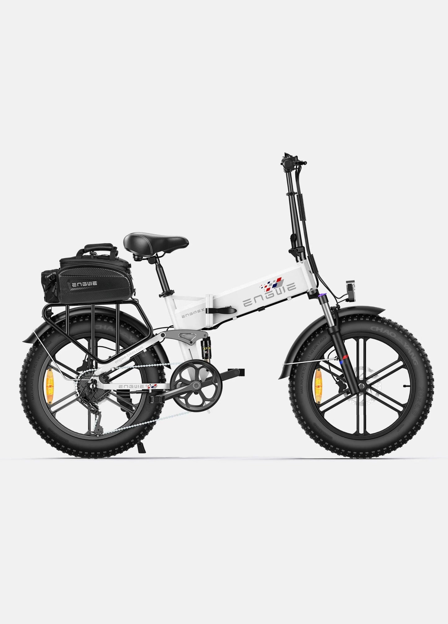 Vit Engwe Engine X hopfällbar elcykel – fatbike med breda däck, kraftfull motor och praktisk packväska för stad och terräng