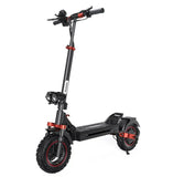 iScooter iX5S elscooter med 1000W motor, dubbla LED-strålkastare, röda fjädrar och grova offroad-däck – vy snett framifrån