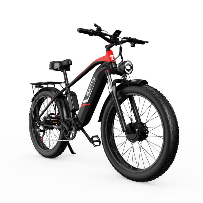  Duotts F26 Pro elcykel sedd snett bakifrån med fokus på breda däck och bakhjul.

