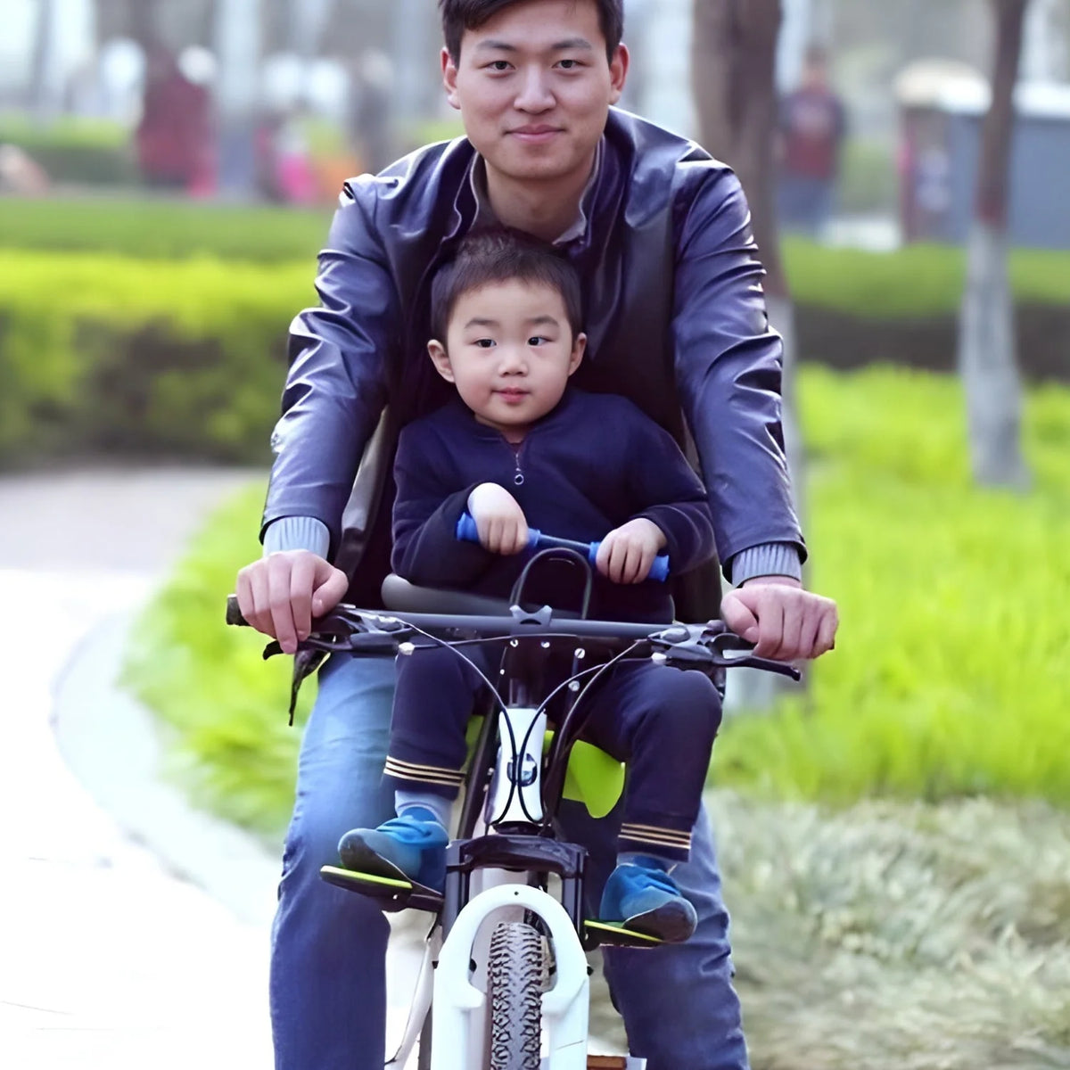 Smart barnstol cykelram