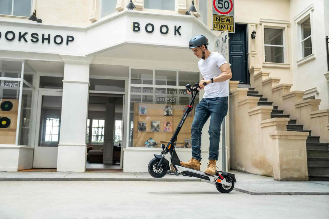 KuKirin M4 Max Elscooter - produktbild 32 - EcoDrift elscooter