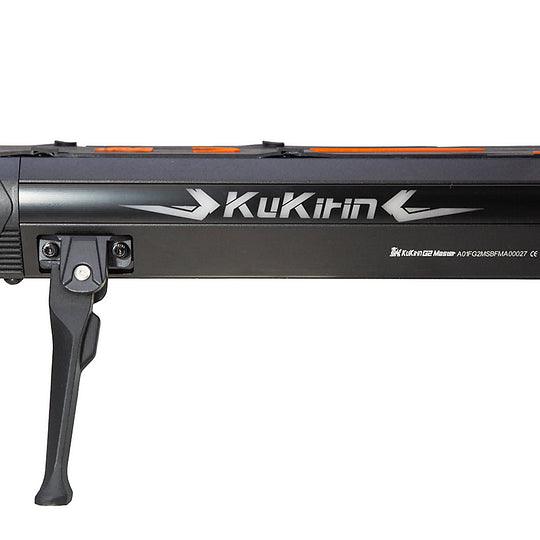 KuKirin G2 Master elskoter med stödben och tydlig logotyp på ramen