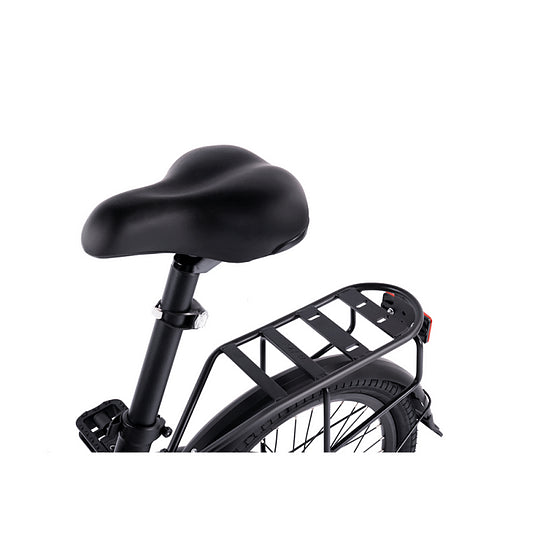 Bekväm sadel och robust pakethållare på KuKirin V1 Pro elcykel – perfekt för vardagsbruk och transport