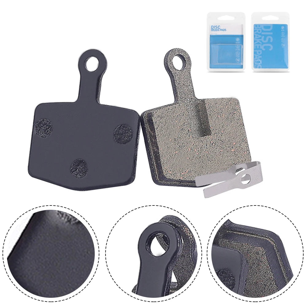Produktinformation om Parförpackade 4 mm friktionsbelägg med hållande fjäderclips